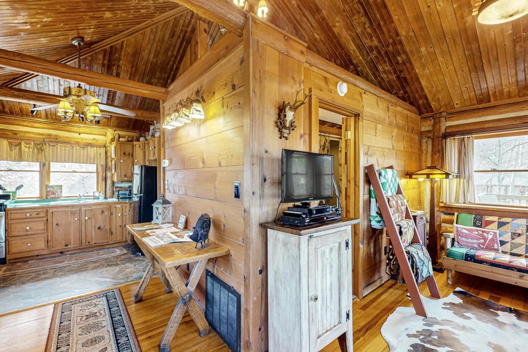 Lake Lucerne - Treehouse Cabin #01 Eureka Springs Exterior photo