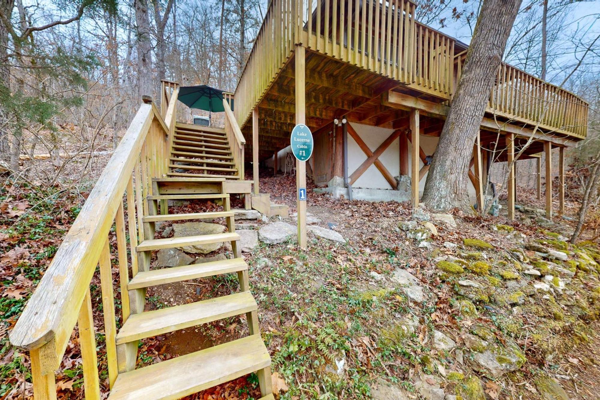 Lake Lucerne - Treehouse Cabin #01 Eureka Springs Exterior photo